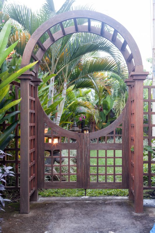 Arbor Gate Installation in Conroe, TX
